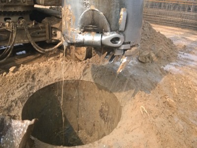 钻井使用膨润土配置钻井液3